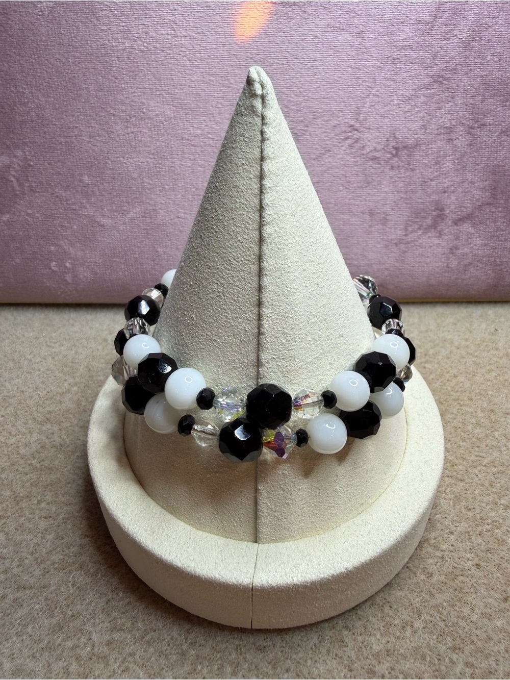 Black & White Vintage Beads Wire Bracelet NWT Handmade